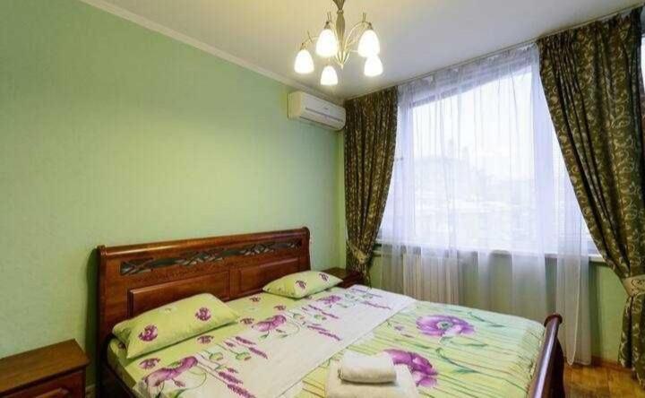 Amazing Opera View Appartement Kiev Buitenkant foto